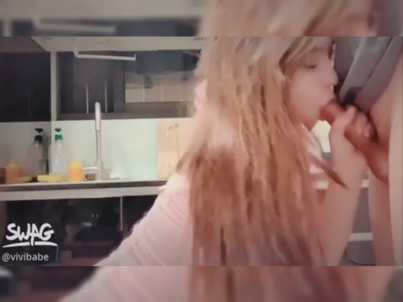 Hoá thân thành nhân viên chăm sóc xinh nắc với bạn trai