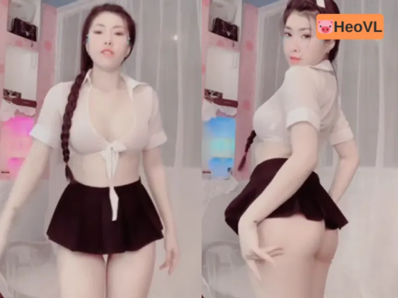 Tôi ước cặp mông em đặt lên con chim của tôi