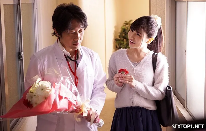 Gã bác sĩ biến thái cưỡng hiếp con chim nhỏ bệnh nhân